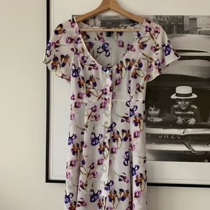 Floral flowy dress (size small)